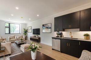 featured image of 16 Hincks Street