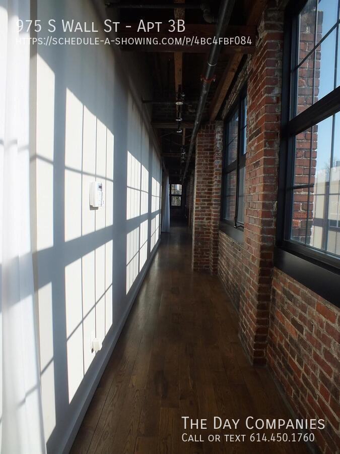 975 S Wall St #3B - Photo 2 of 10