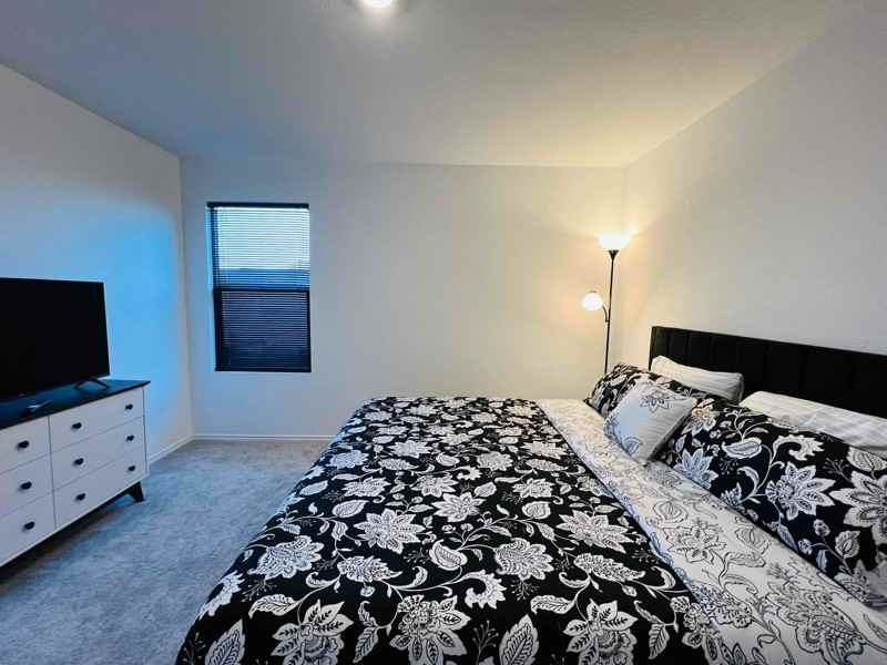 134 Maravillas Bend - Photo 2 of 10