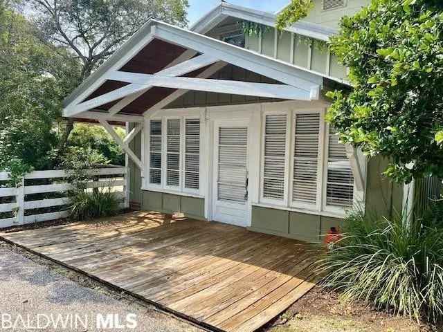 700 S Main St - Photo 2 of 20