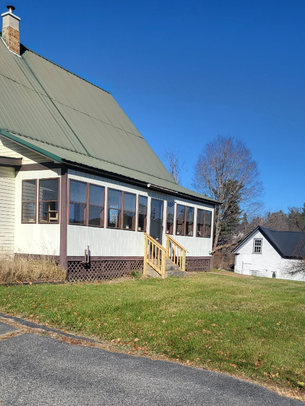 8 Gooden Dr - Photo 2 of 20