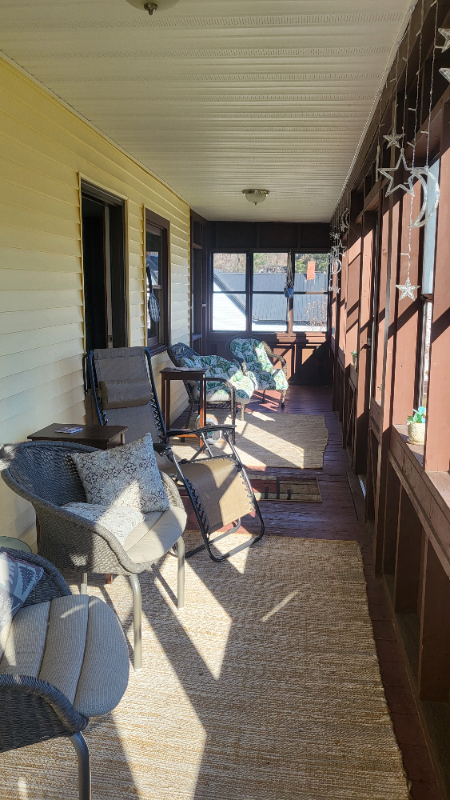 8 Gooden Dr - Photo 3 of 20