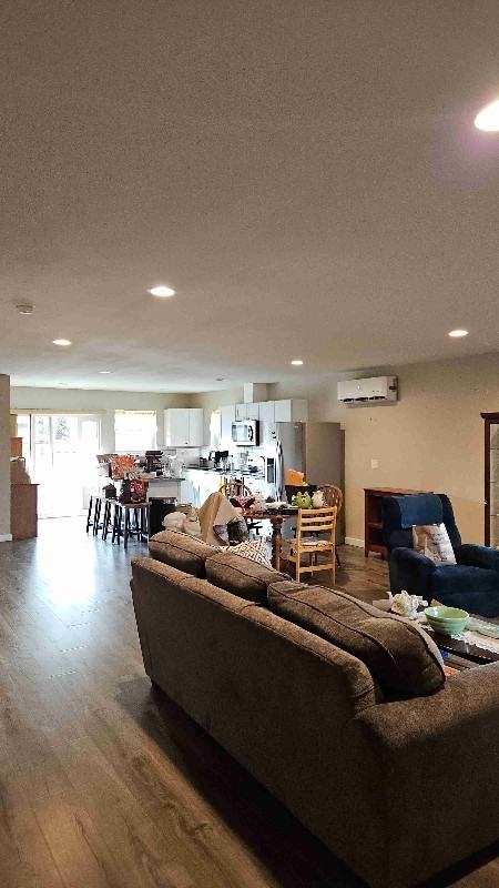 839 N 1st St - Photo 2 of 5