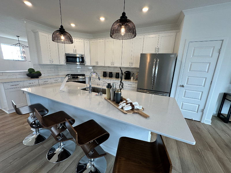 13871 Gatsby Dr - Photo 6 of 20