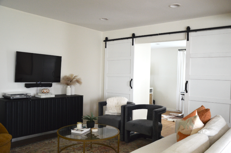 940 Gale Ln #112 - Photo 2 of 16