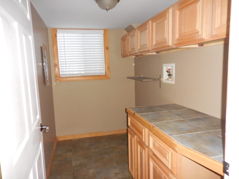 16447 You Bet Rd - Photo 2 of 20