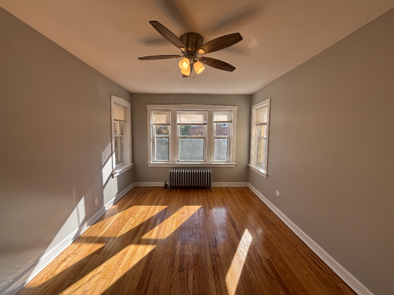 3116 W 61st St #2 - Photo 3 of 5