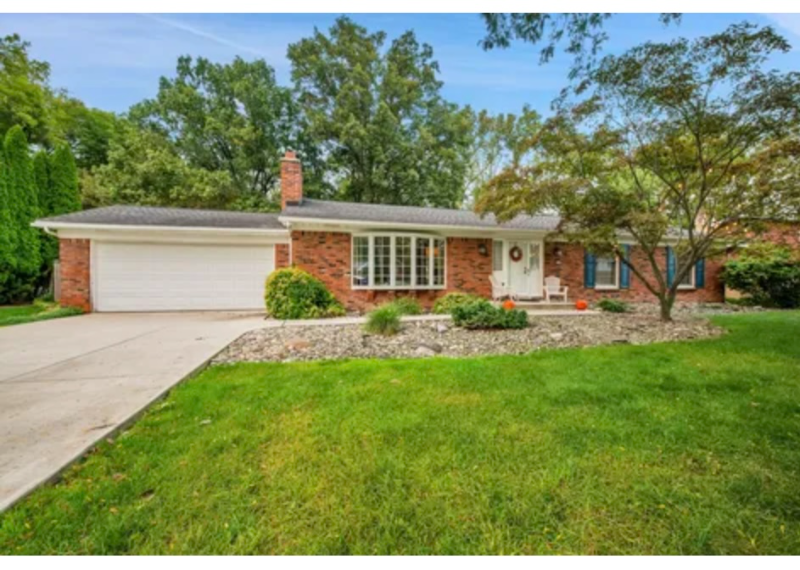 8120 Wood Dr - Photo 2 of 20