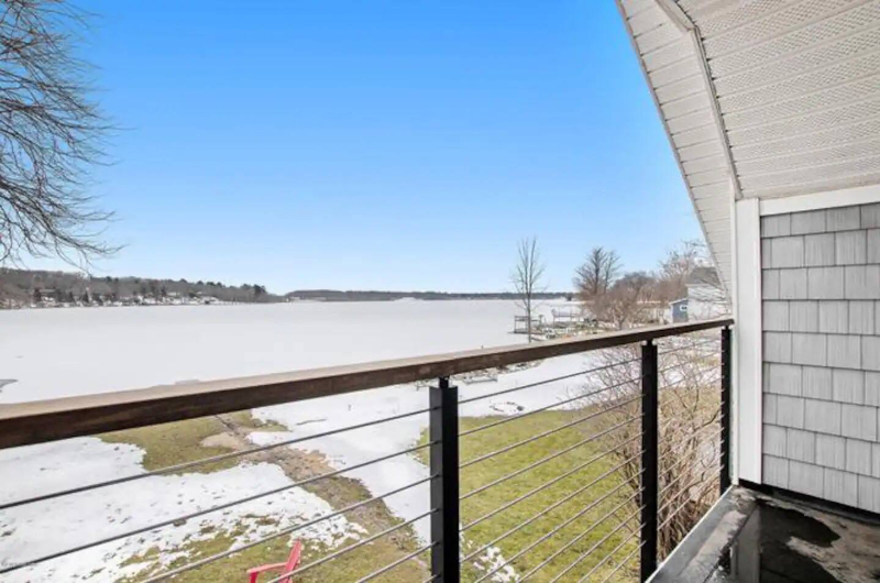 439 Lakeshore Blvd - Photo 3 of 20