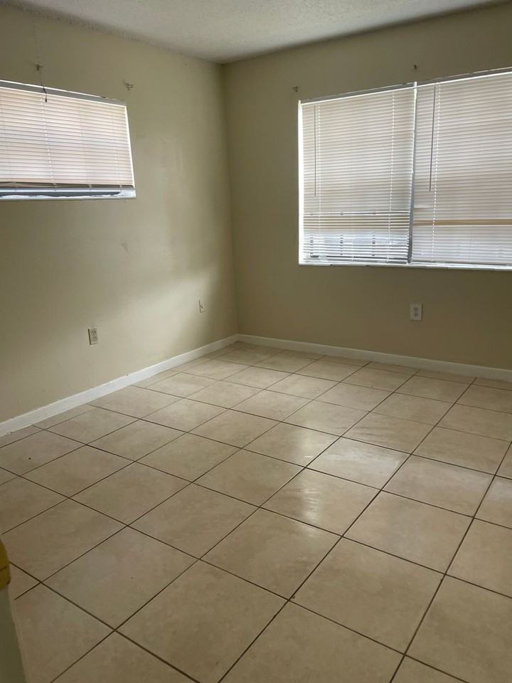 newly remodeled units 1/1 and 2/1 - Photo 7 of 12