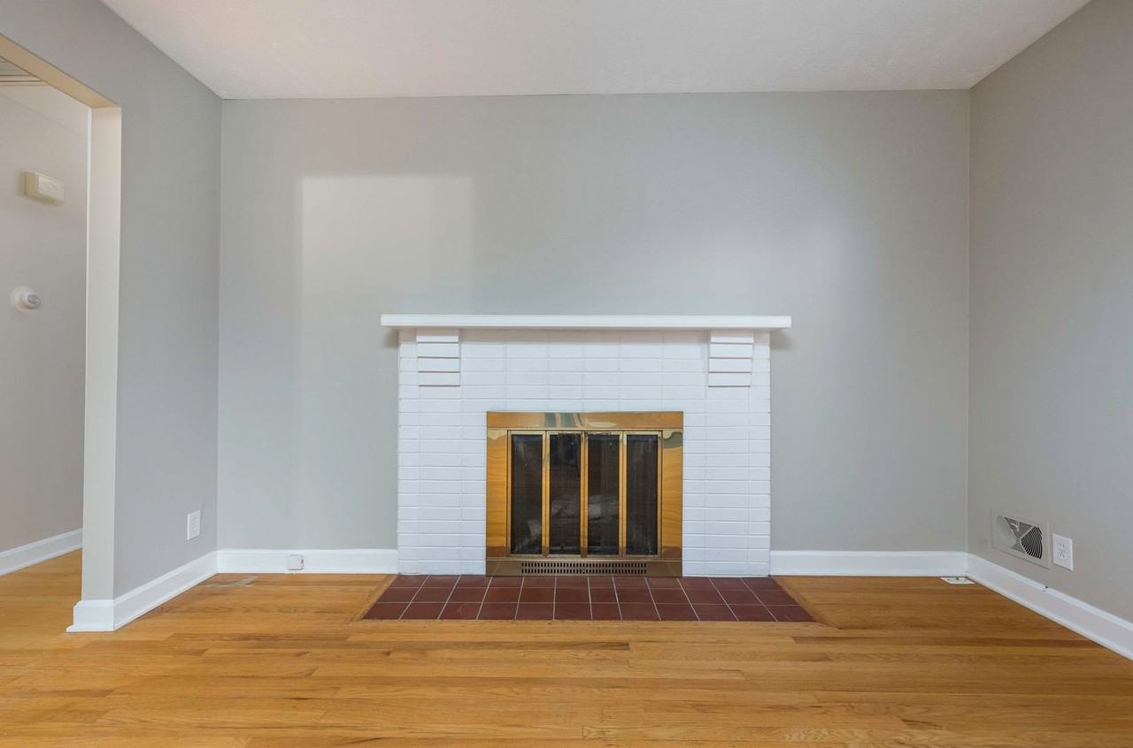 1411 Herr Ln - Photo 3 of 35