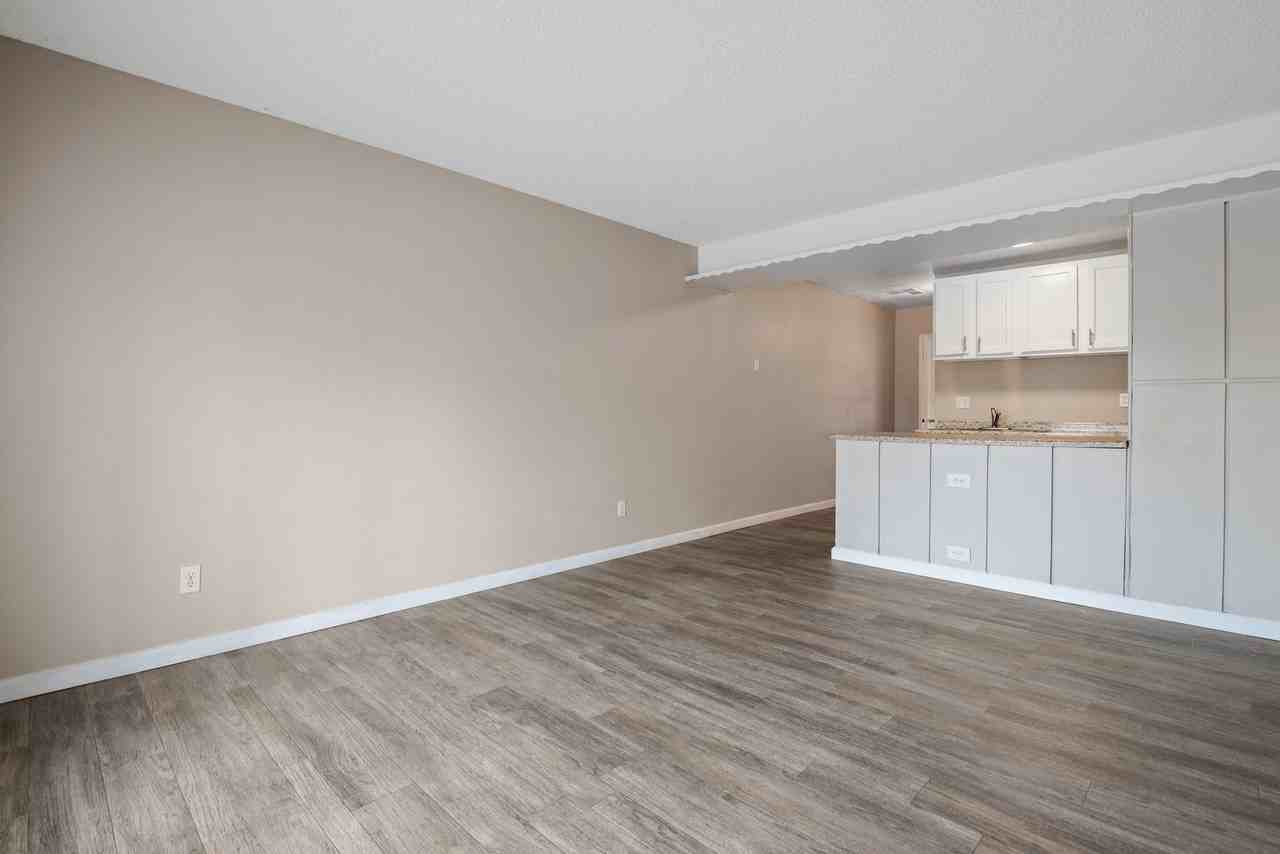 1769 E Blacklidge Dr - Photo 2 of 23