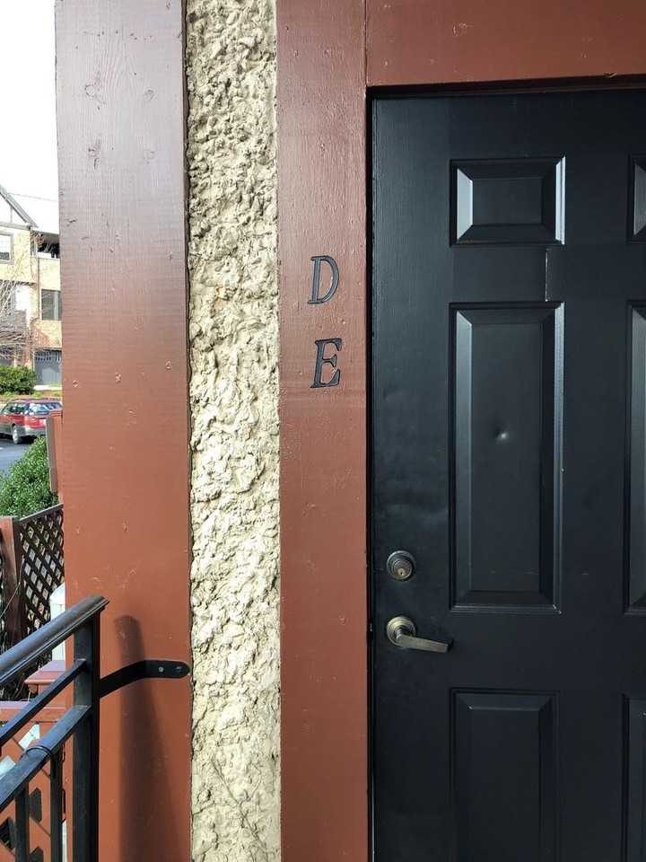 6 E Market St - Photo 3 of 12