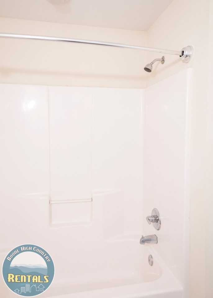 Trapper's Keep 1 - Photo 2 of 20