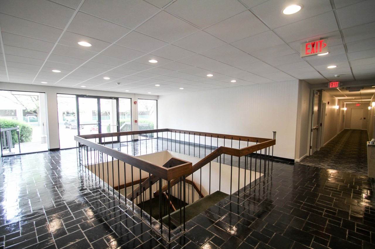 370 S Fifth St - Photo 5 of 28