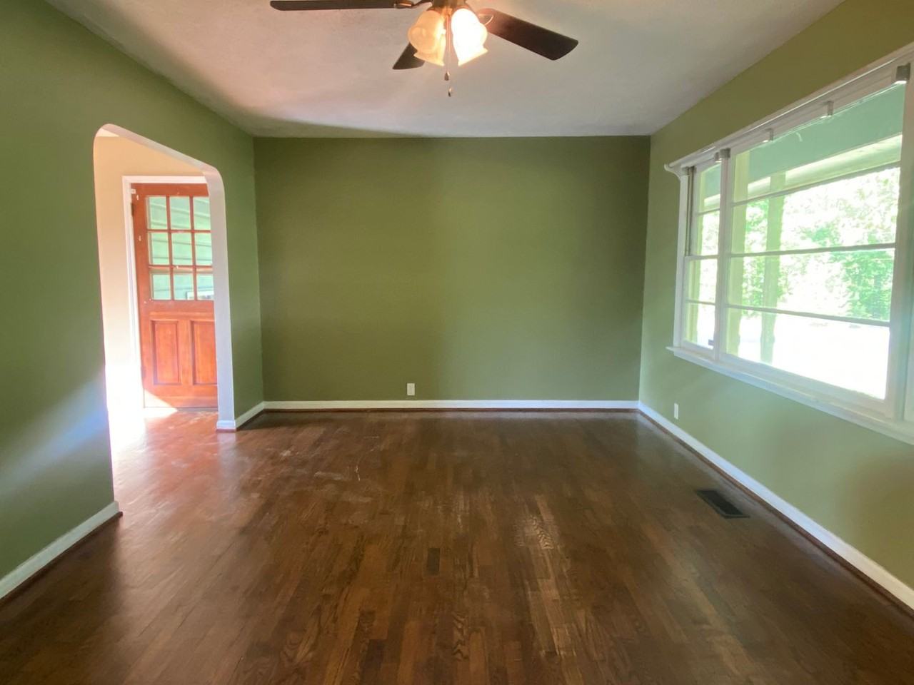 2 Wynnie Rd Ne - Photo 3 of 14