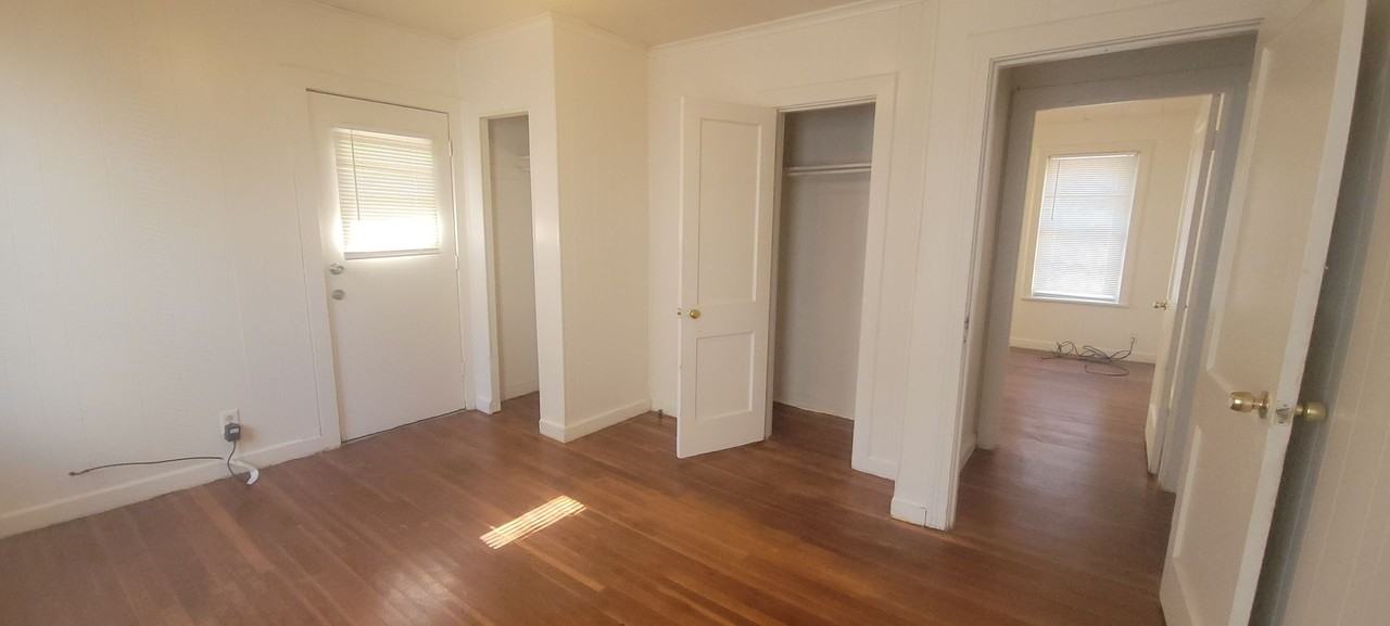 1523 Summers St - Photo 6 of 10