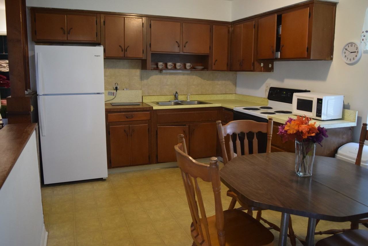 1622 Ne Maureen Ct - Photo 4 of 14