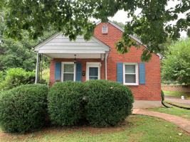 featured image of 904 Westview Dr