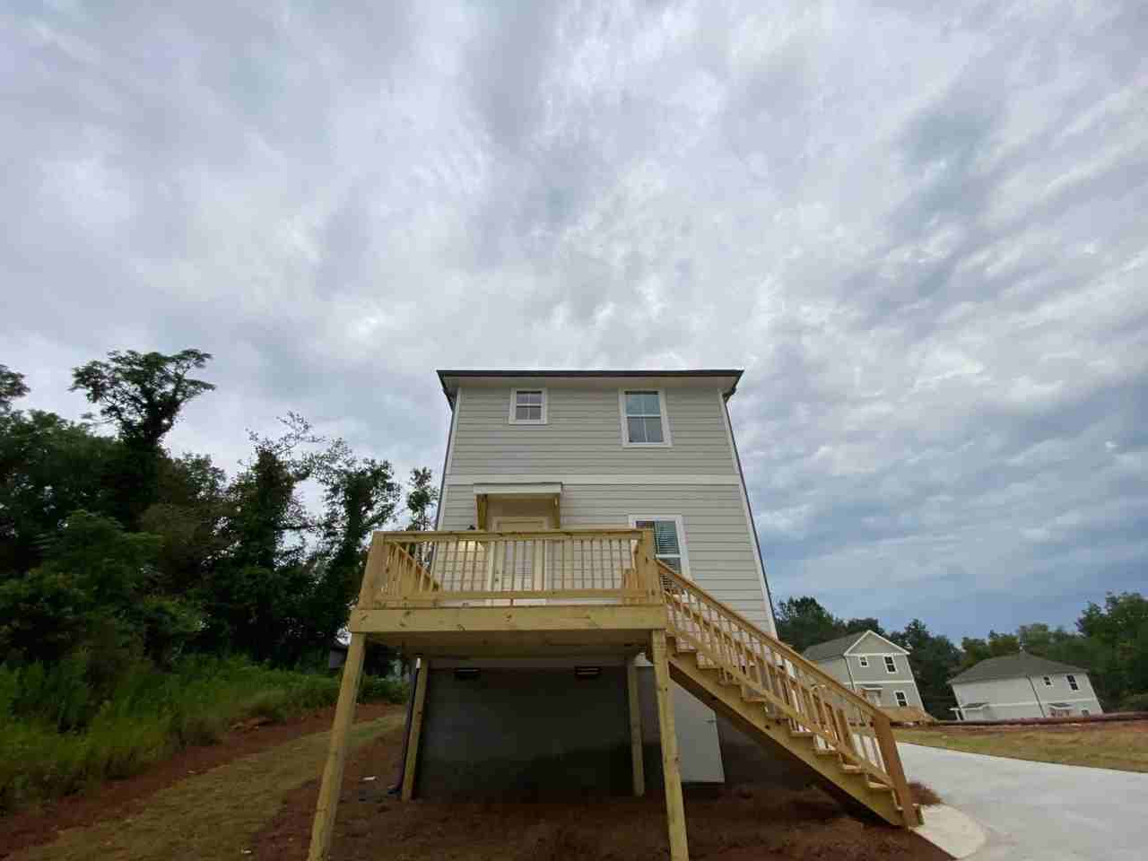 269 Bailey St - Photo 2 of 15