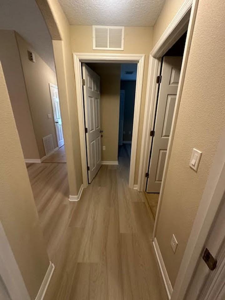 Duplex for rent - Photo 4 of 12