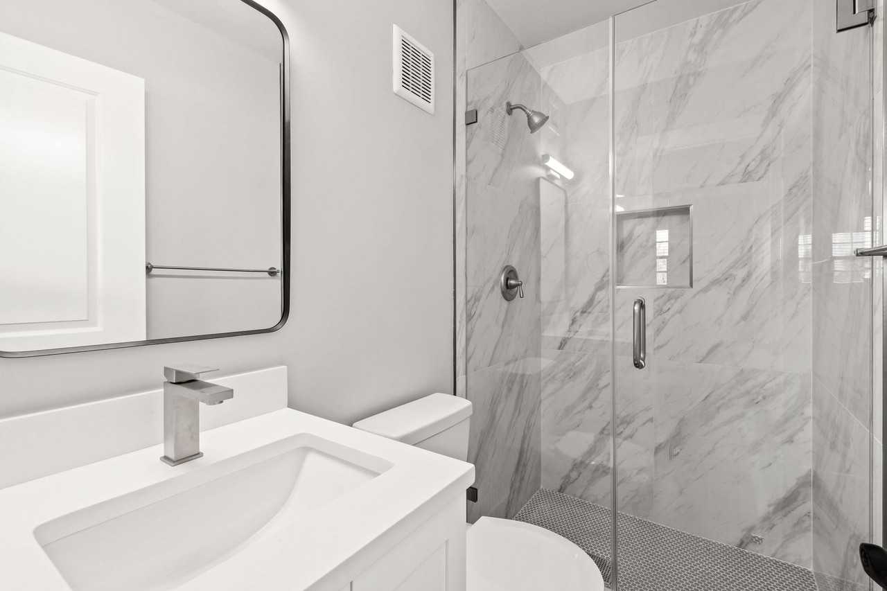 318-324 Southwind Drive - Photo 7 of 35