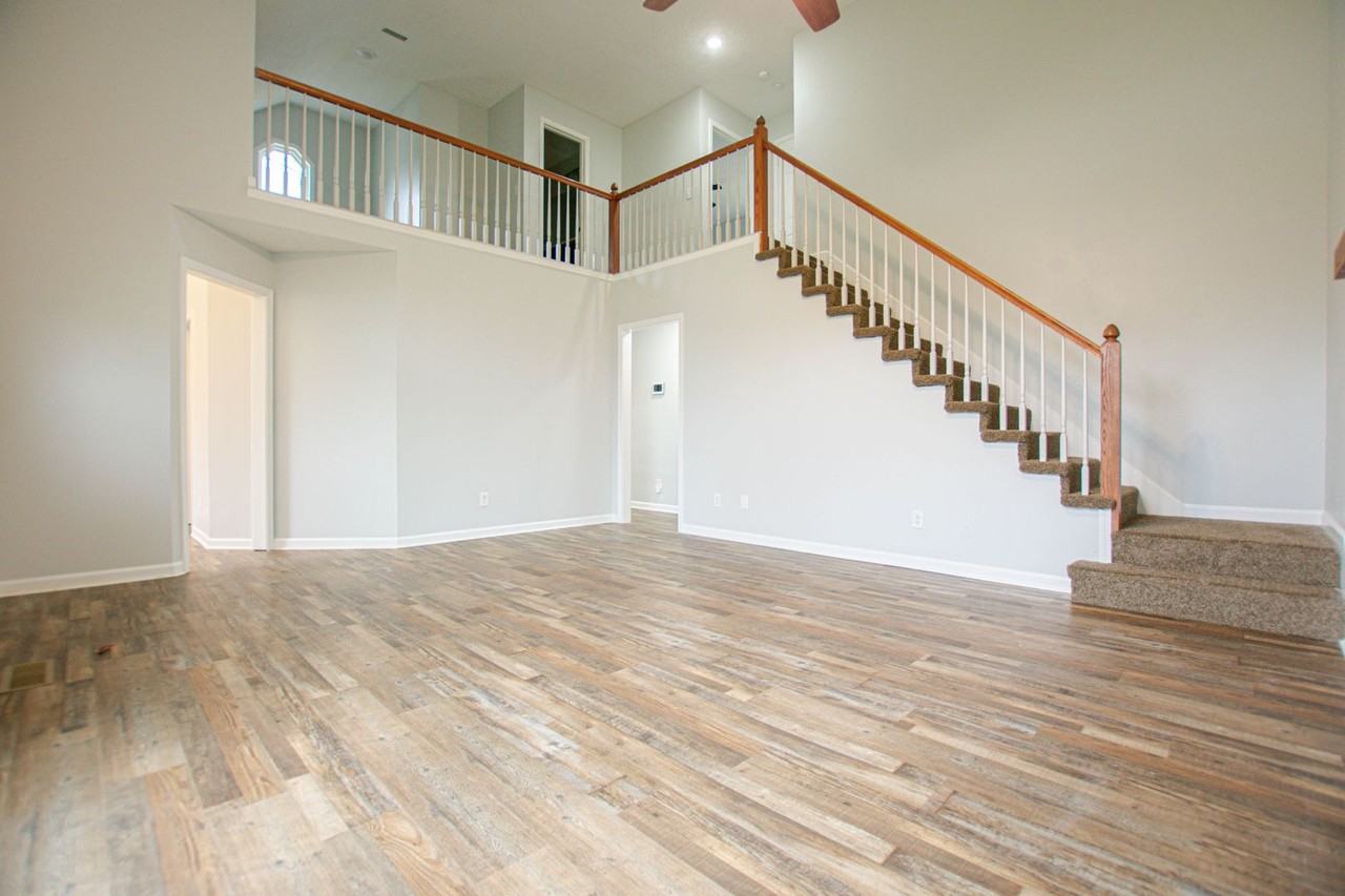 125 Whitehall Dr - Photo 6 of 26