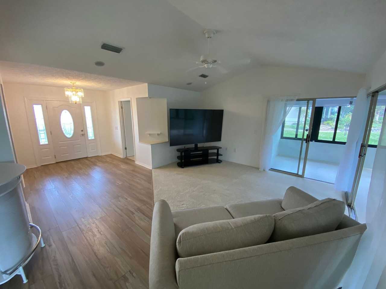 11049 Se 174th Loop - Photo 4 of 34