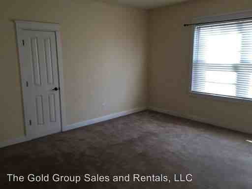 10625 Waycross Dr - Photo 3 of 15