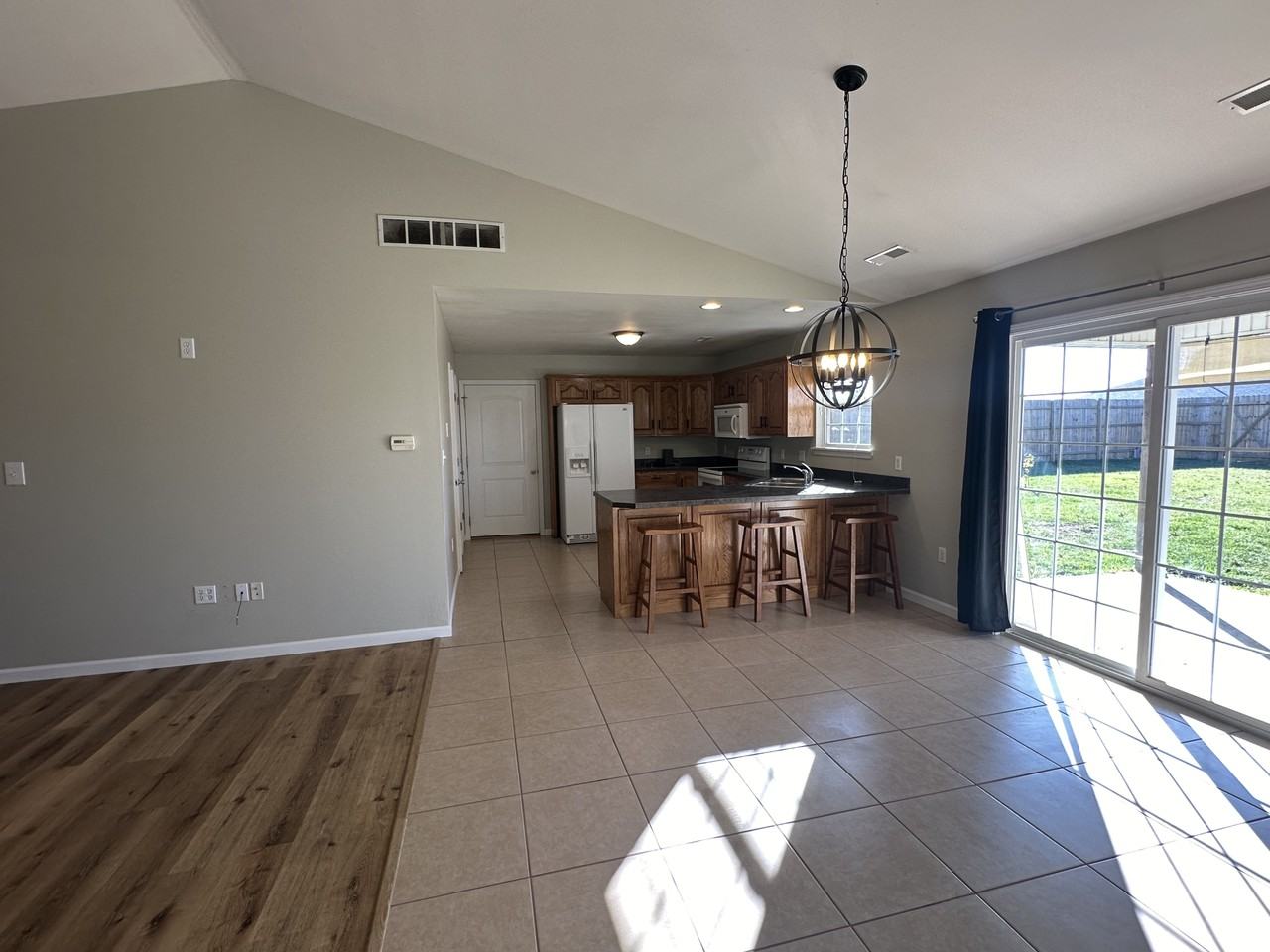 110 Arnold Dr #NA - Photo 2 of 11