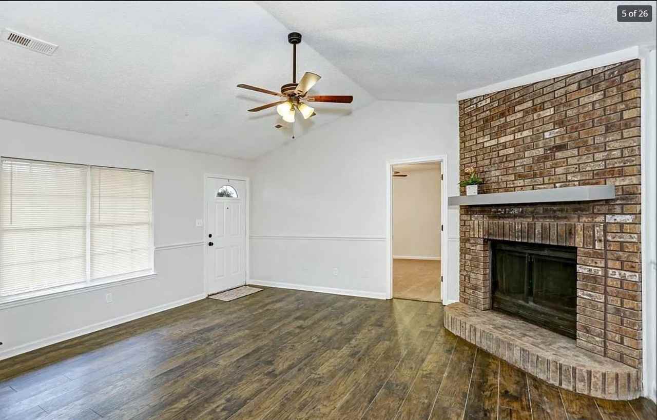 211 Barberry Lane #NA - Photo 4 of 13