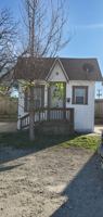 featured image of 400 Craik St #6