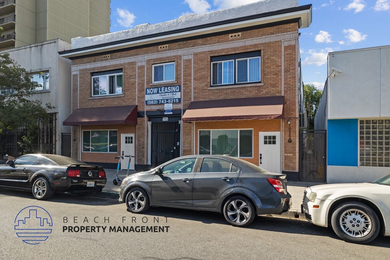 1049-1053 Pine Ave. - Photo 3 of 15