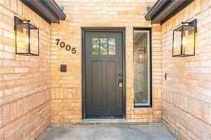 7005 Chiswick Dr - Photo 2 of 27