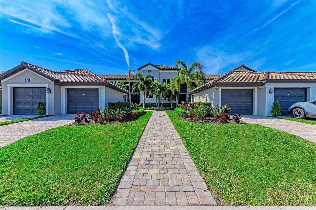 5710 Palmer Cir #104 - Photo 4 of 50