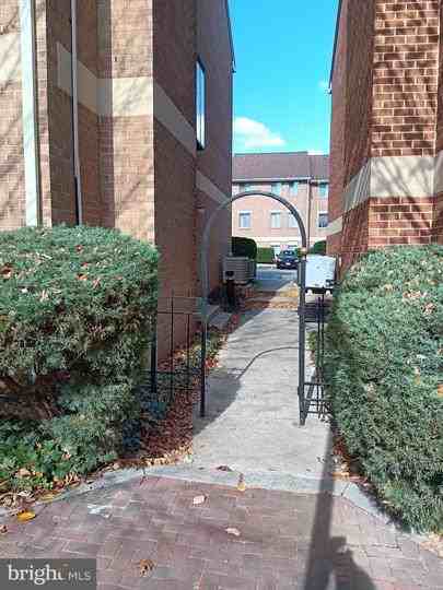 128 W Barre St - Photo 2 of 29
