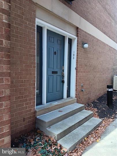 128 W Barre St - Photo 3 of 29