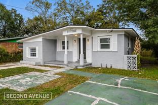 2230 W 11th St - Photo 1 of 1