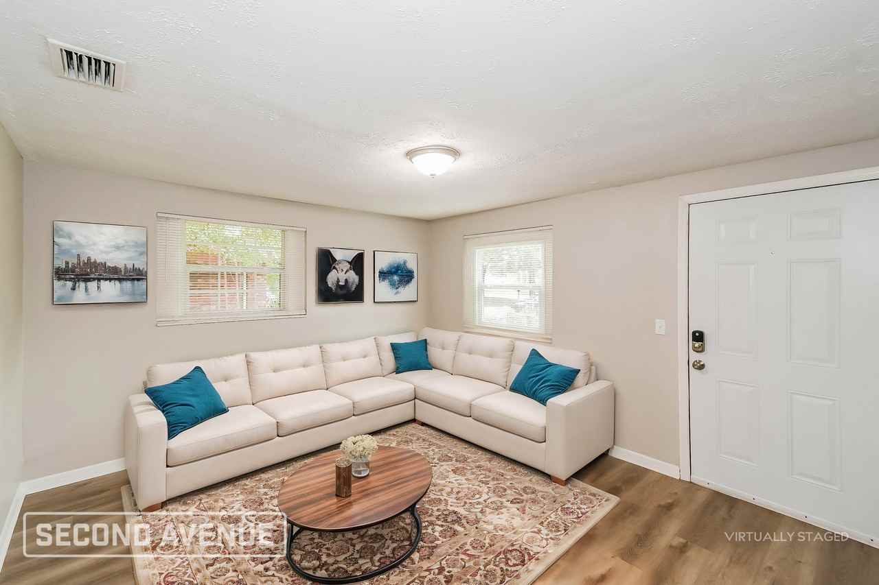 2230 W 11th St - Photo 2 of 26