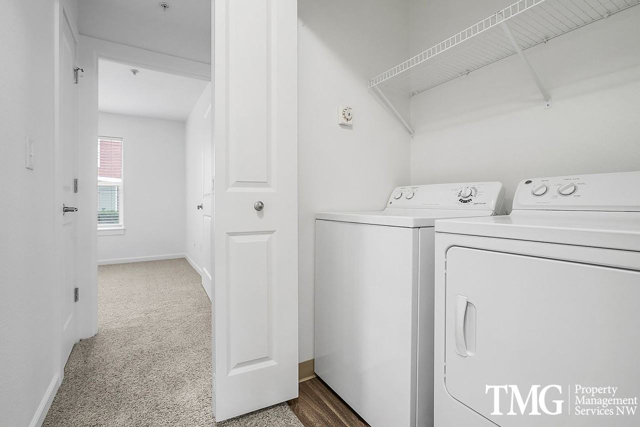 Seasons on the Park - Photo 7 of 50