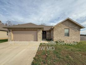 1170 N Culpepper - Photo 1 of 1