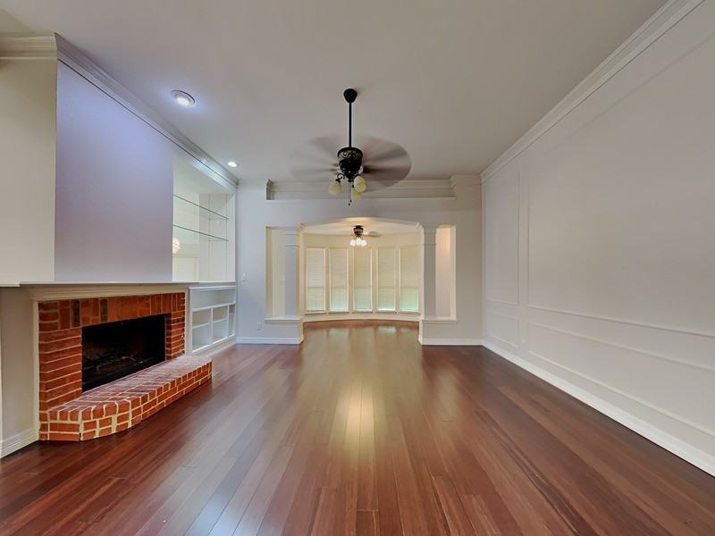 2947 Moss Creek Ct - Photo 2 of 18