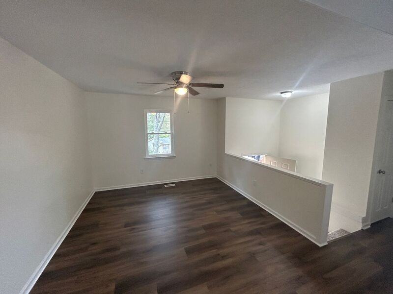 1300 Mccravey Ln - Photo 3 of 16