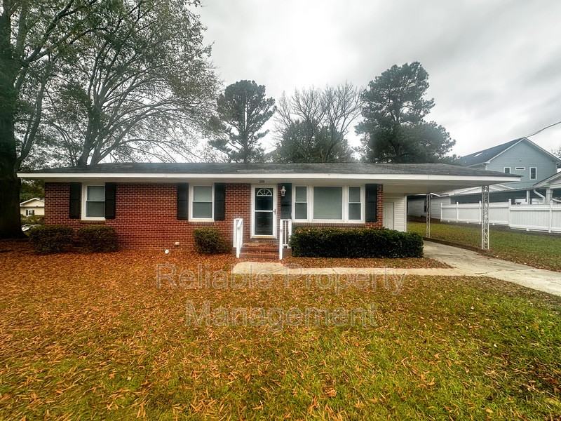 208 John St - Photo 2 of 17