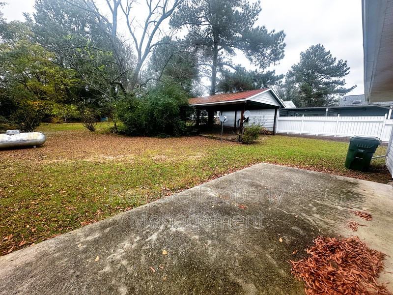 208 John St - Photo 3 of 17