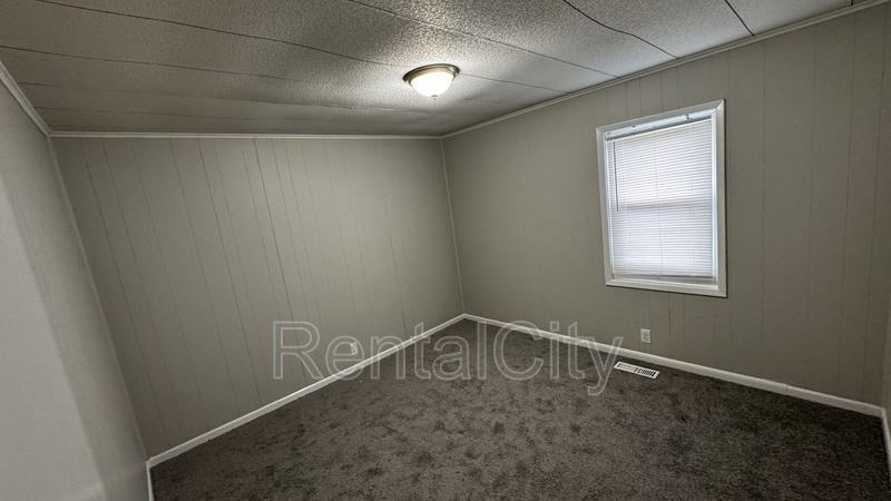 115 Stuart Loop - Photo 3 of 17