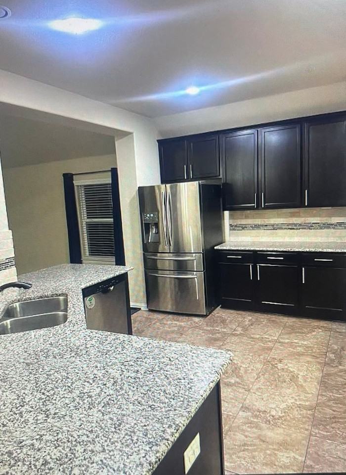 5948 Pescia St - Photo 6 of 16