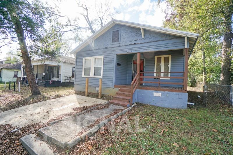 974 2nd St N - Photo 3 of 23