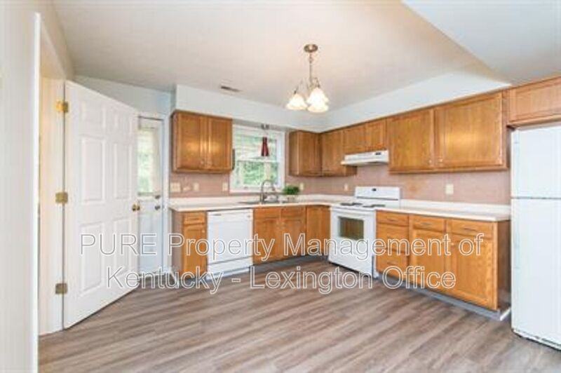 1100 Arlington Dr - Photo 3 of 17