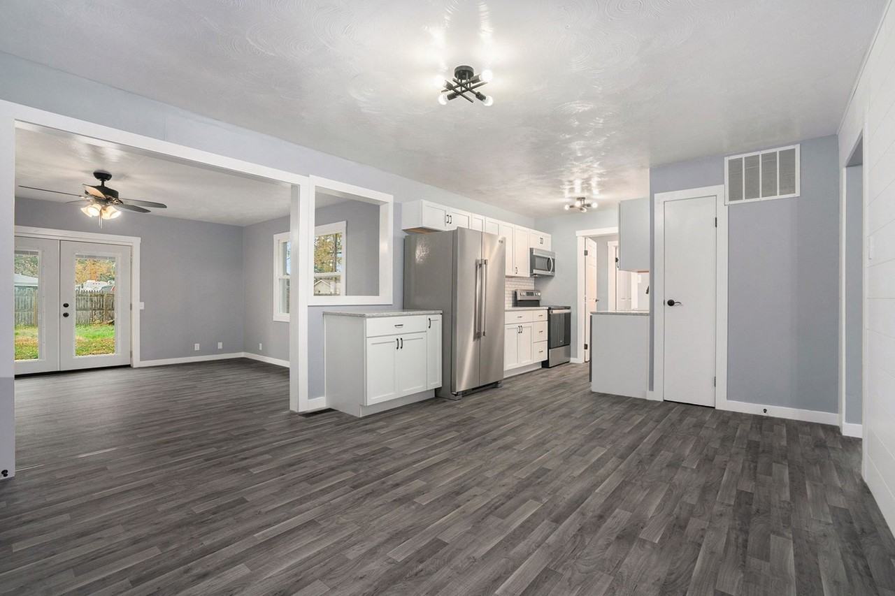 19207 Tarman Rd - Photo 4 of 27